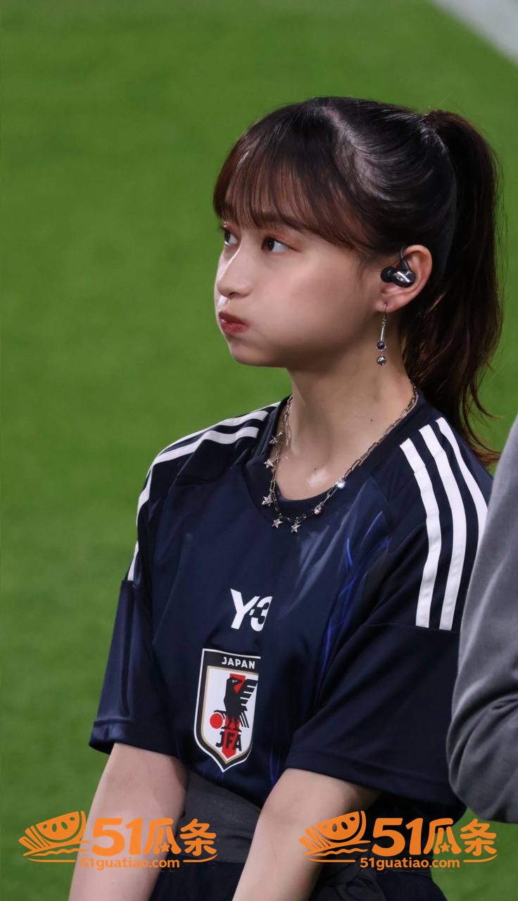 影山优佳 足球女神反相关图片17