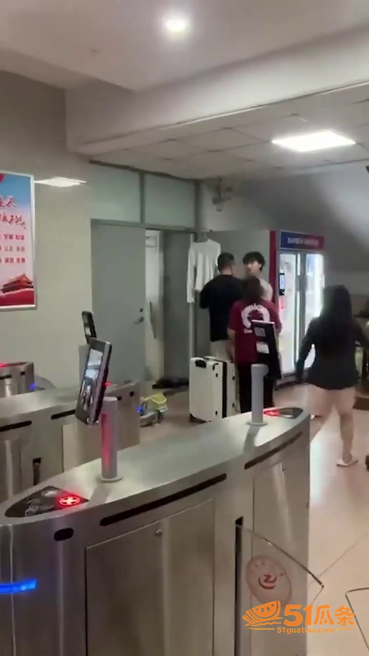 沧州师范学院女生 脚相关图片7