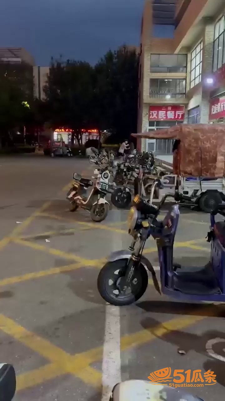 沧州师范学院女生 脚相关图片4