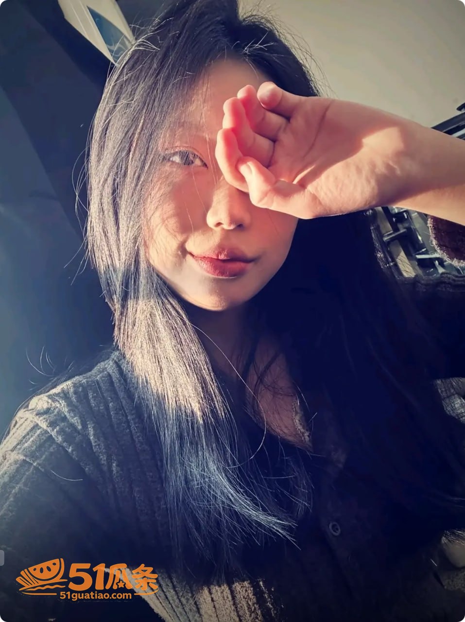 熊岳火车站 黑丝女子一打二抓小三 现场扭打成团
