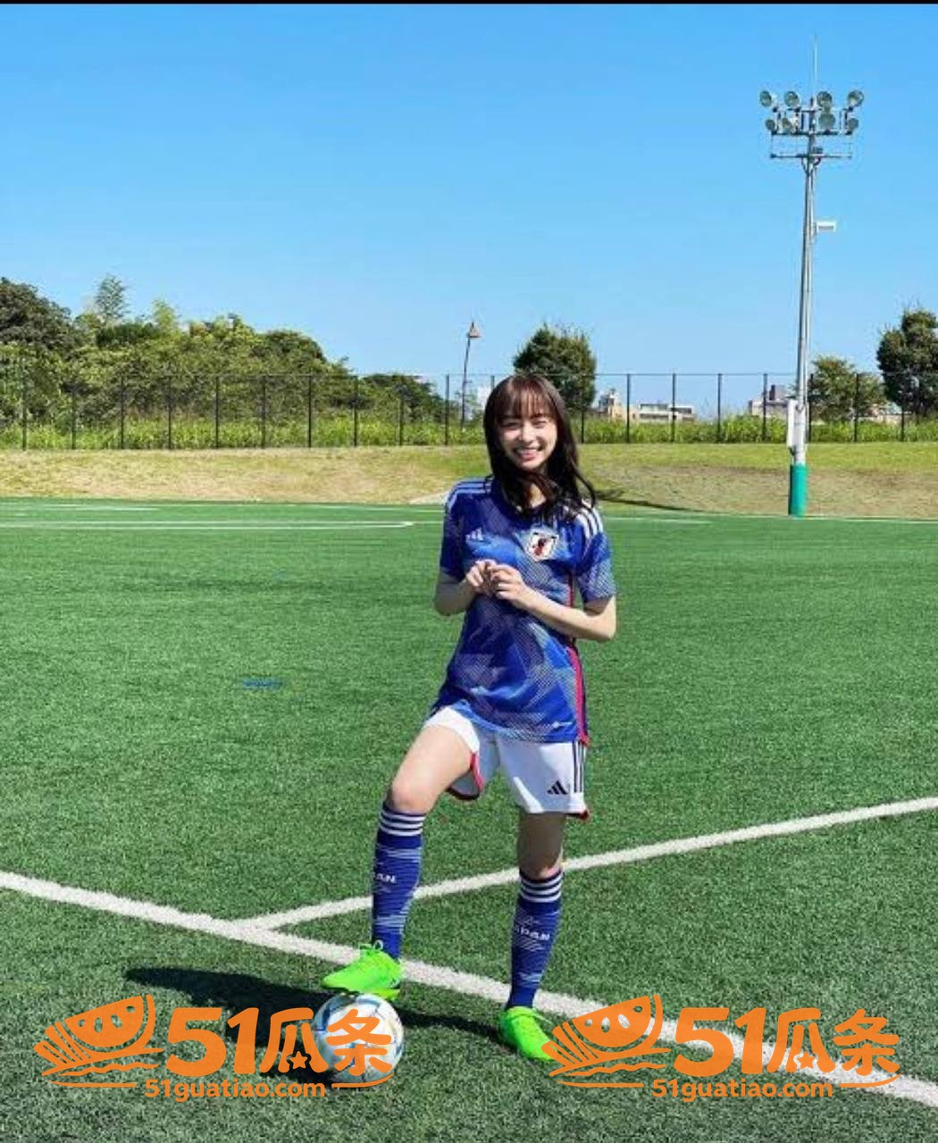 影山优佳 足球女神反相关图片24