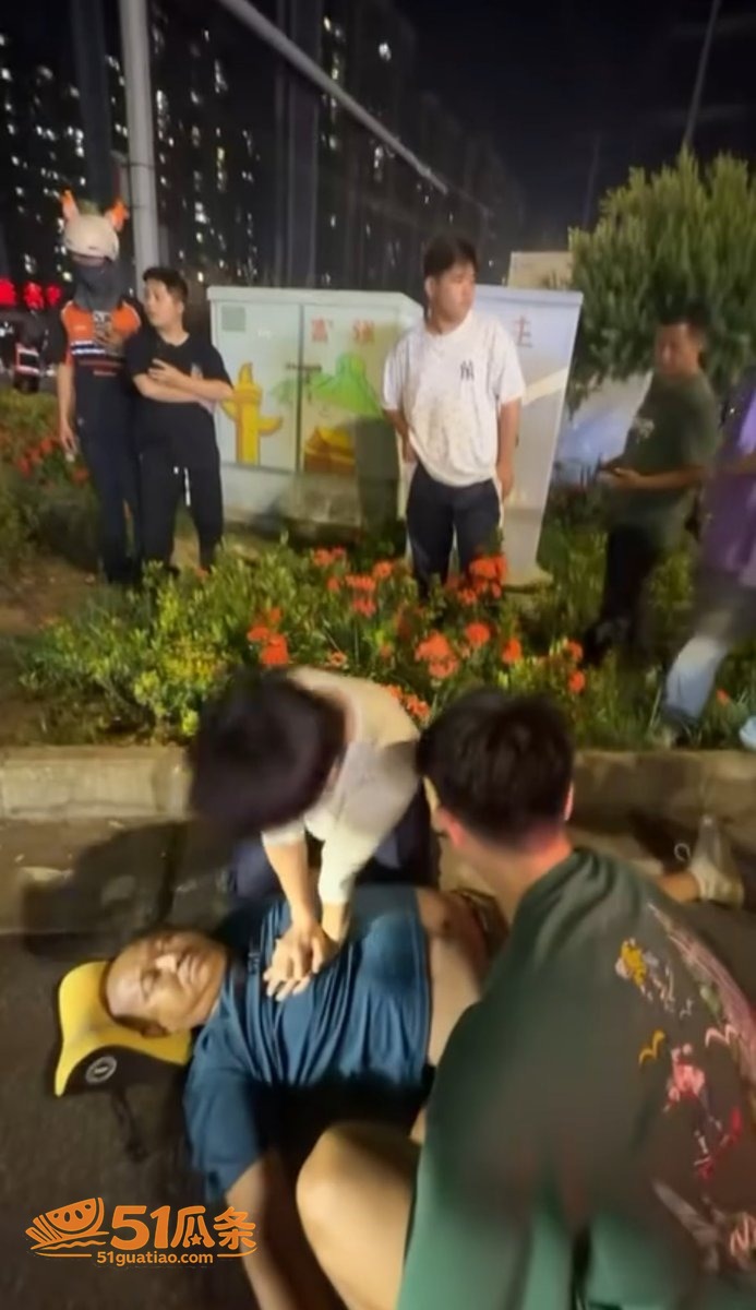 滴滴司机 北海车内濒死 护士跪地CPR两次抢回生命